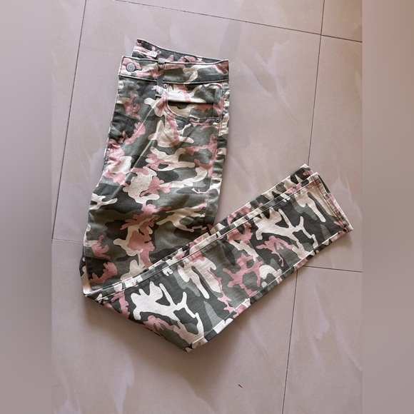 Levi’s 721 High-rise camo skinny jeans 720 high rise skinny pants jeans - Picture 5 of 16